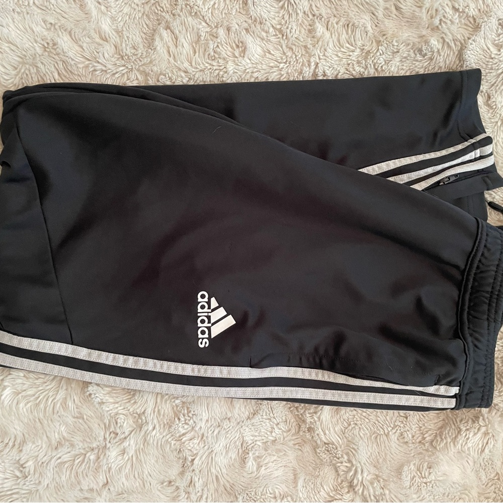 Adidas joggers